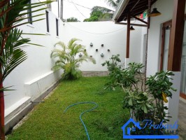 House for Lease at Pelawatta
